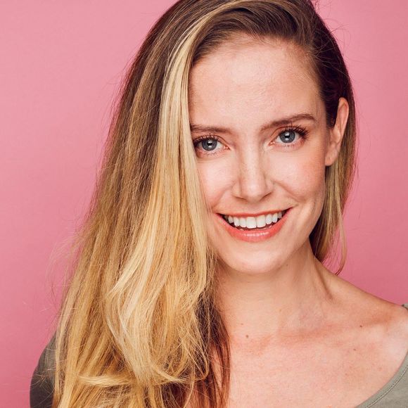 Meet your Posher, Jessica - Picture 1 of 1
